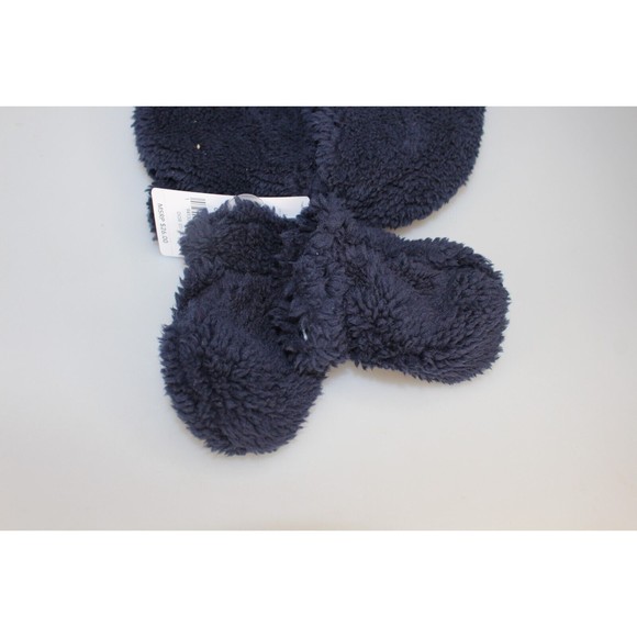 Carters Girl Pom pom hat mitten glove set 0-9 months - Picture 3 of 3